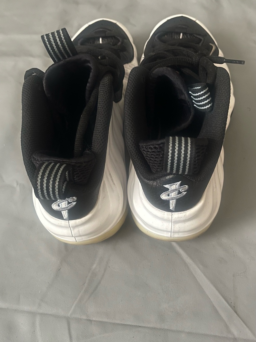 Nike Foamposite Pro - Picture 3 of 4